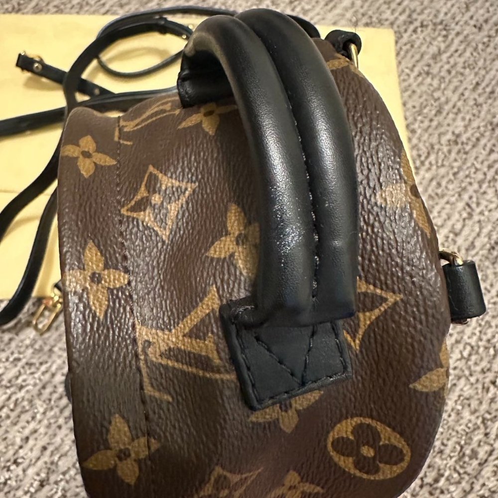 LV mini backpack - Picture 2 of 8